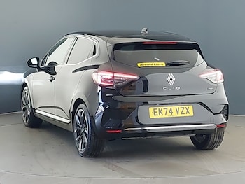 Used Renault Clio 2024 for sale - 77969177: Photo