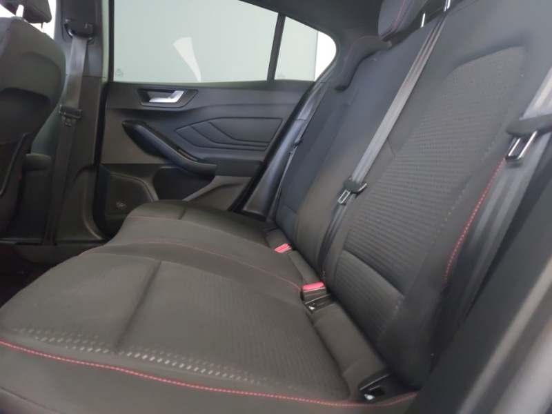 Used Ford Focus 2018 for sale - 78203418: Photo 6