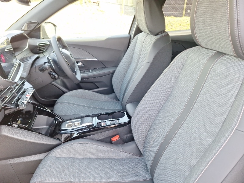 Used Peugeot 2008 2025 for sale - 76527514: Photo 5