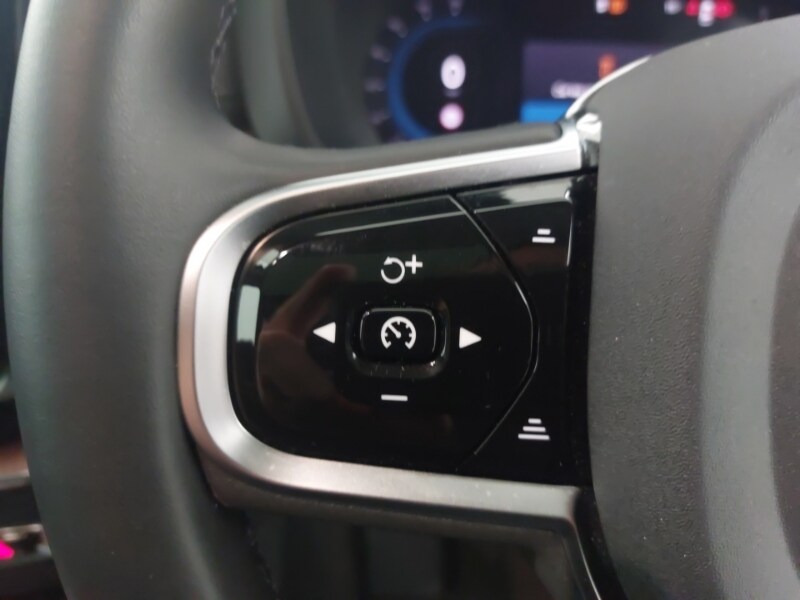 Used Volvo XC60 2024 for sale - 76221350: Photo 12