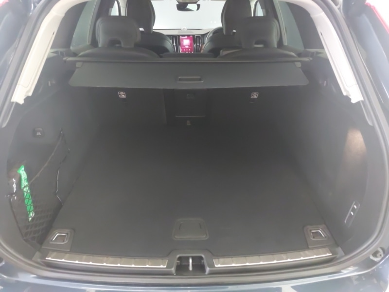 Used Volvo XC60 2024 for sale - 76221350: Photo 8