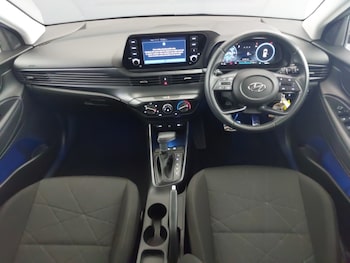 Used Hyundai BAYON 2023 for sale - 77304375: Photo