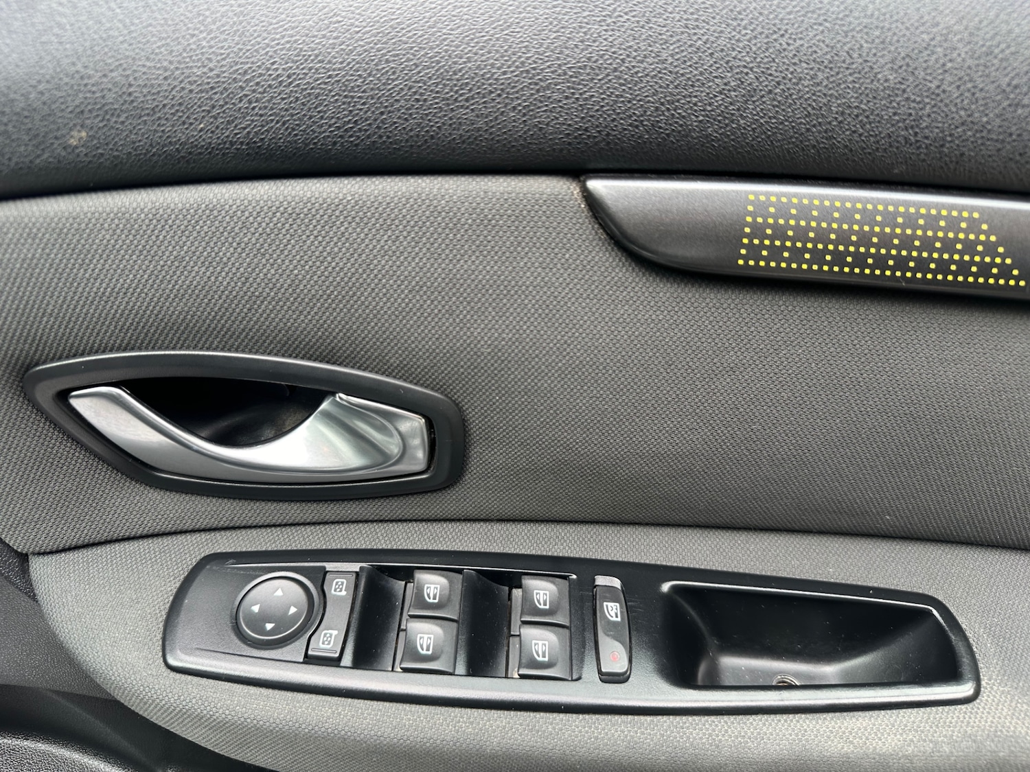 Used Renault Scenic 2010 for sale - 77087369: Photo 24