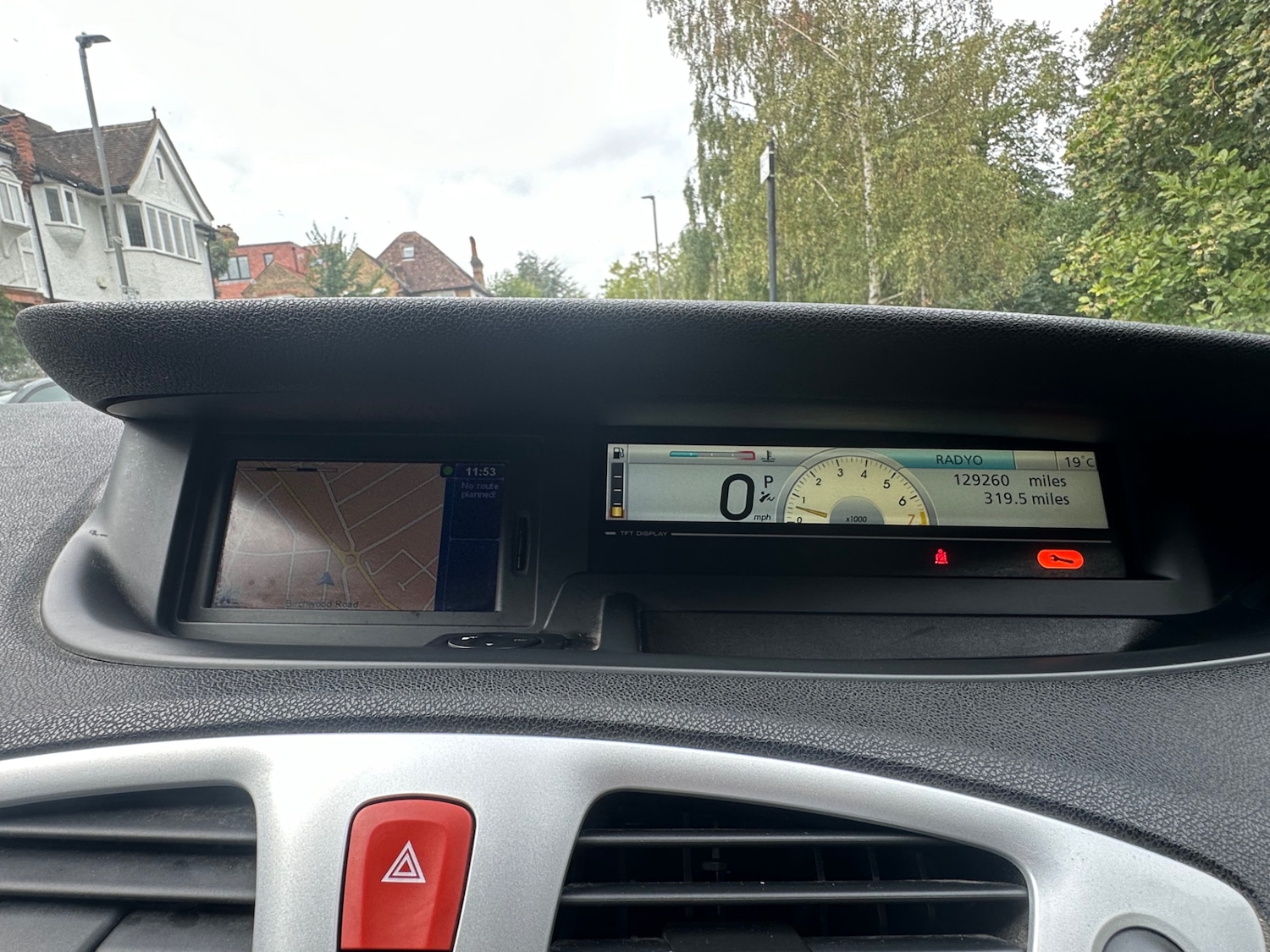 Used Renault Scenic 2010 for sale - 77087369: Photo 35