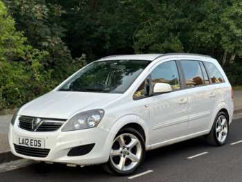 (12) - 1.6 16V Exclusiv Euro 5 5dr