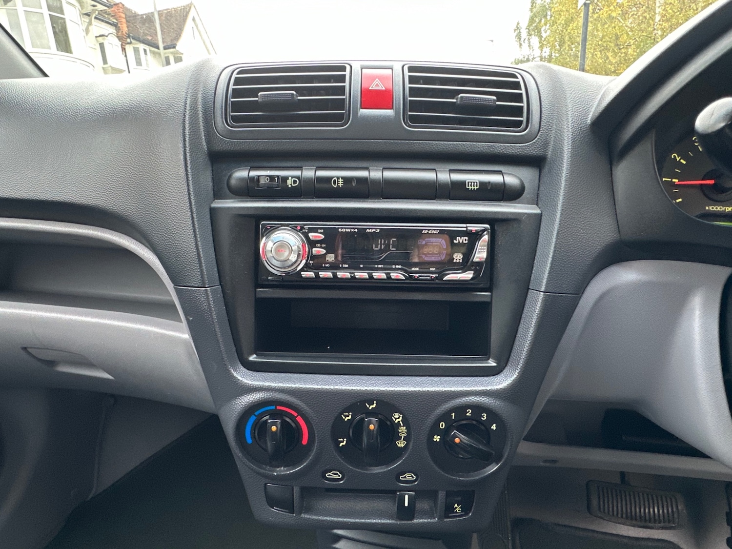 Used Kia Picanto 2004 for sale - 77087349: Photo 31