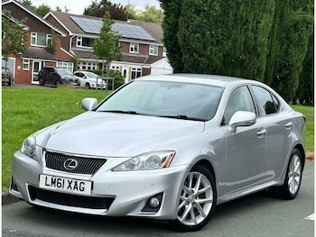 Lexus - IS