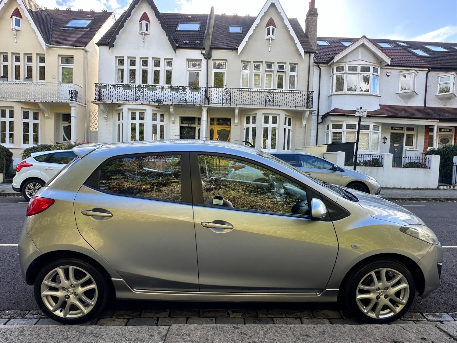 Used Mazda Mazda2 2012 for sale - 76179346: Photo 10