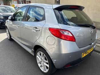 Used Mazda Mazda2 2012 for sale - 76179346: Photo 2