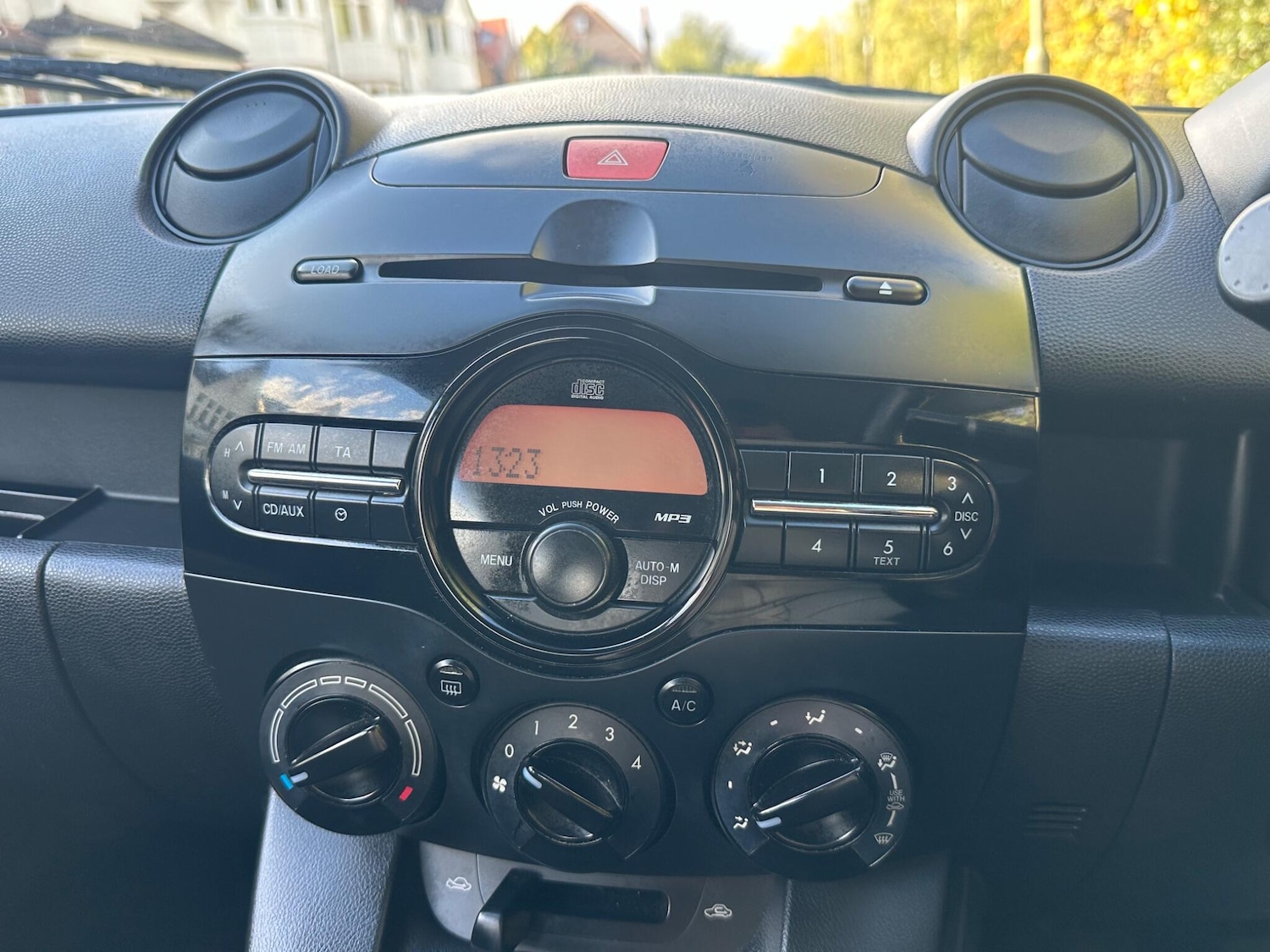 Used Mazda Mazda2 2012 for sale - 76179346: Photo 35