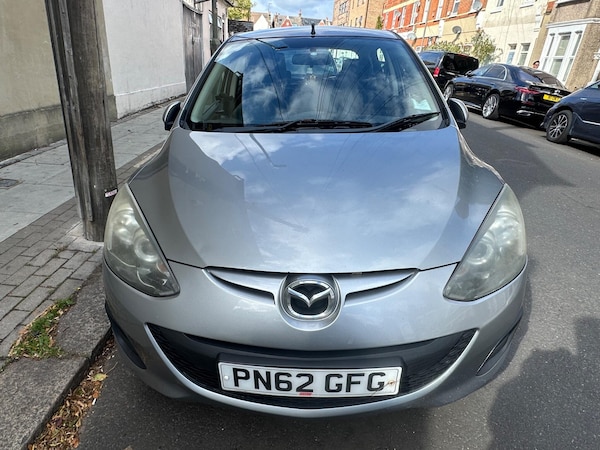 Used Mazda Mazda2 2012 for sale - 76179346: Photo 5