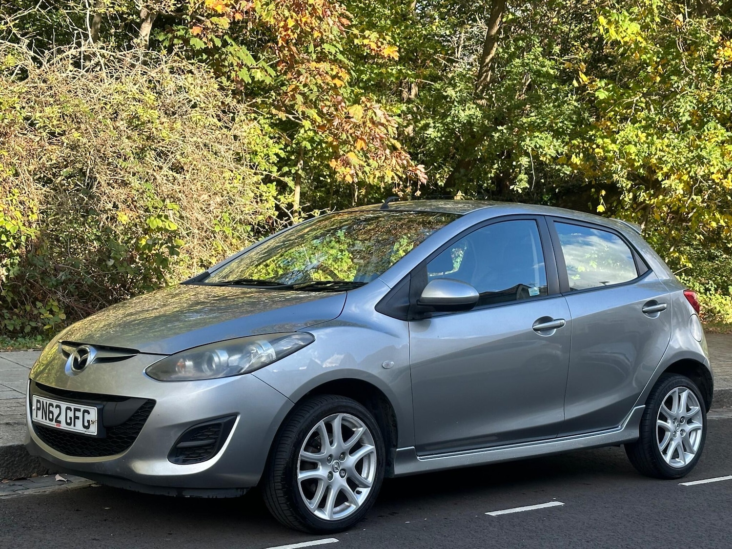 Used Mazda Mazda2 2012 for sale - 76179346: Photo 6