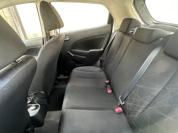 Used Mazda Mazda2 2012 for sale - 76179346: Photo 6