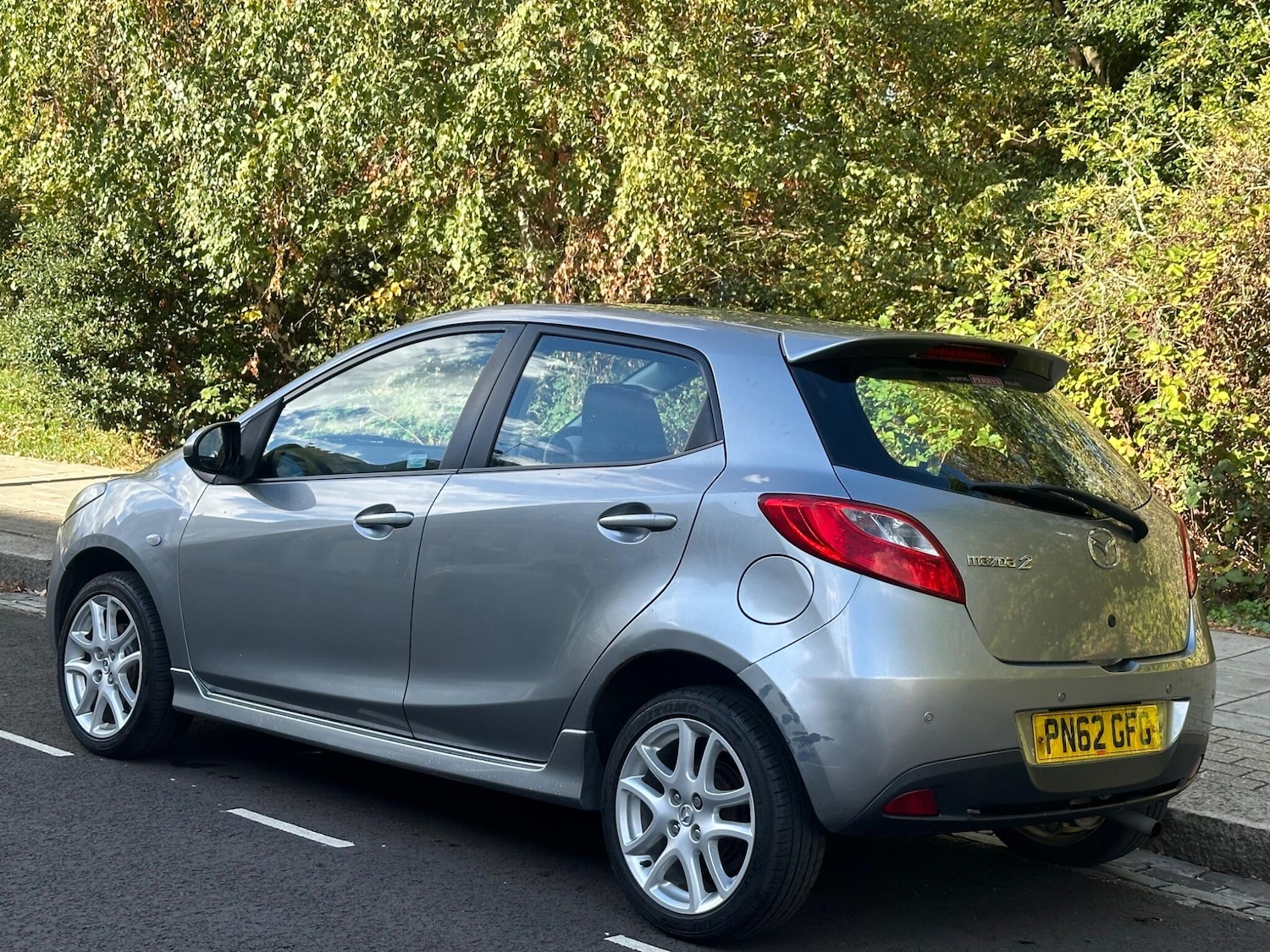 Used Mazda Mazda2 2012 for sale - 76179346: Photo 7