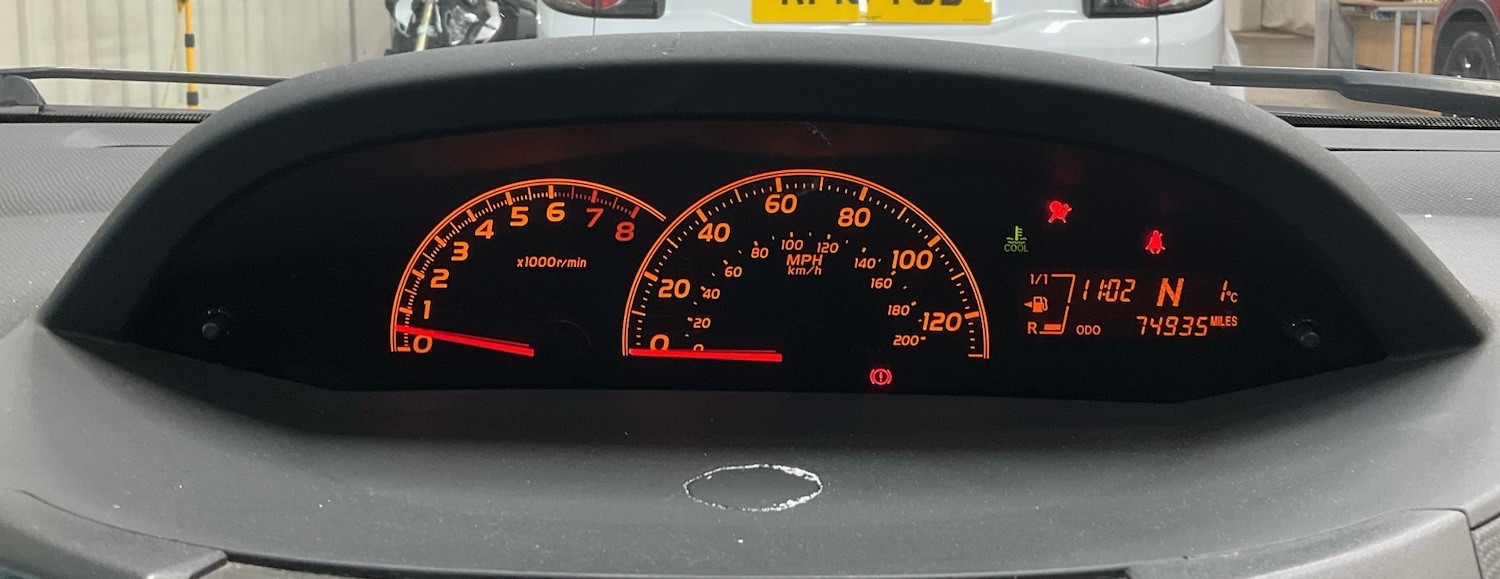 Used Toyota Yaris 2010 for sale - 77213683: Photo 10