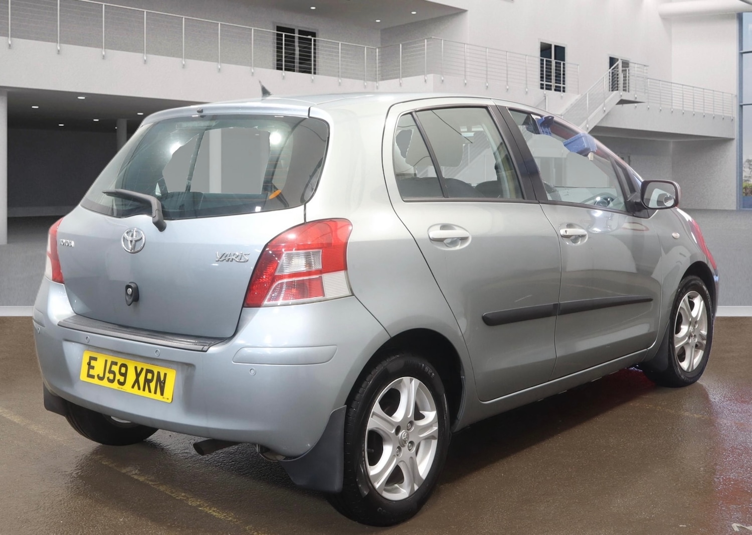 Used Toyota Yaris 2010 for sale - 77213683: Photo 4