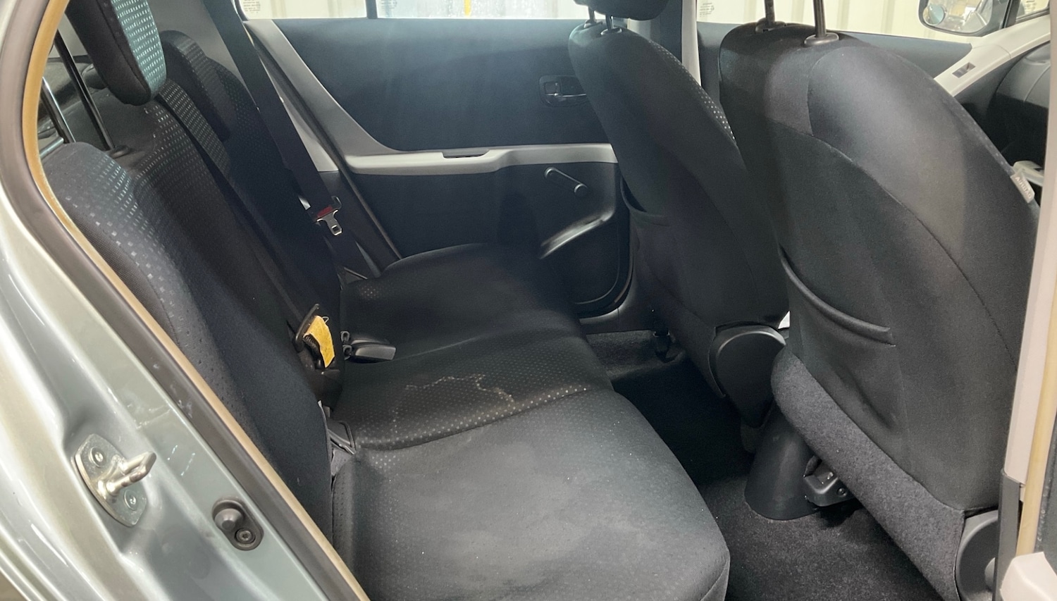 Used Toyota Yaris 2010 for sale - 77213683: Photo 6