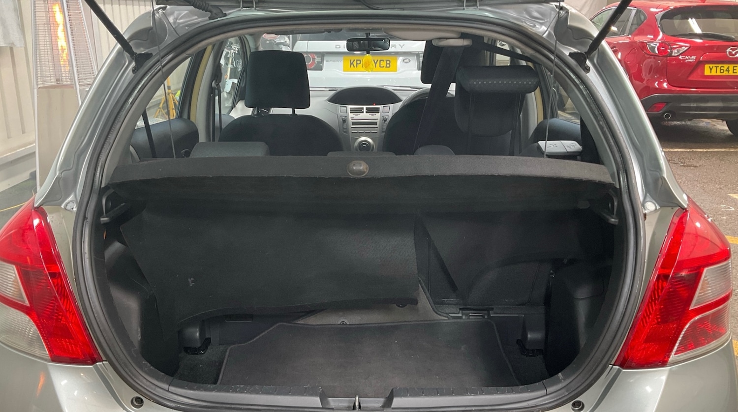 Used Toyota Yaris 2010 for sale - 77213683: Photo 7