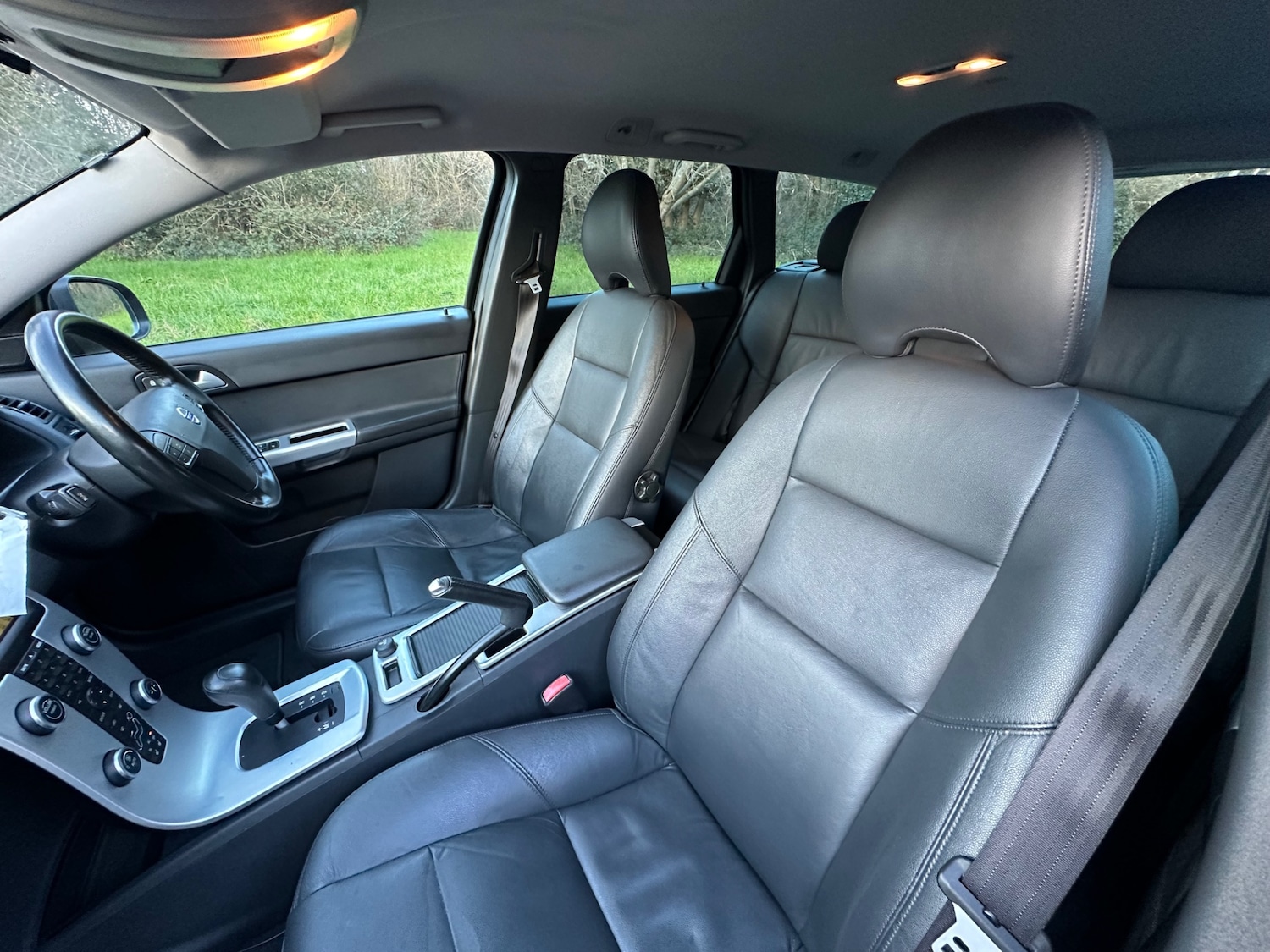 Used Volvo V50 2010 for sale - 77404704: Photo 19