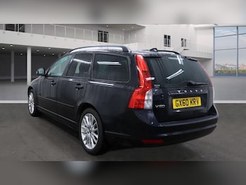 Used Volvo V50 2010 for sale - 77404704: Photo