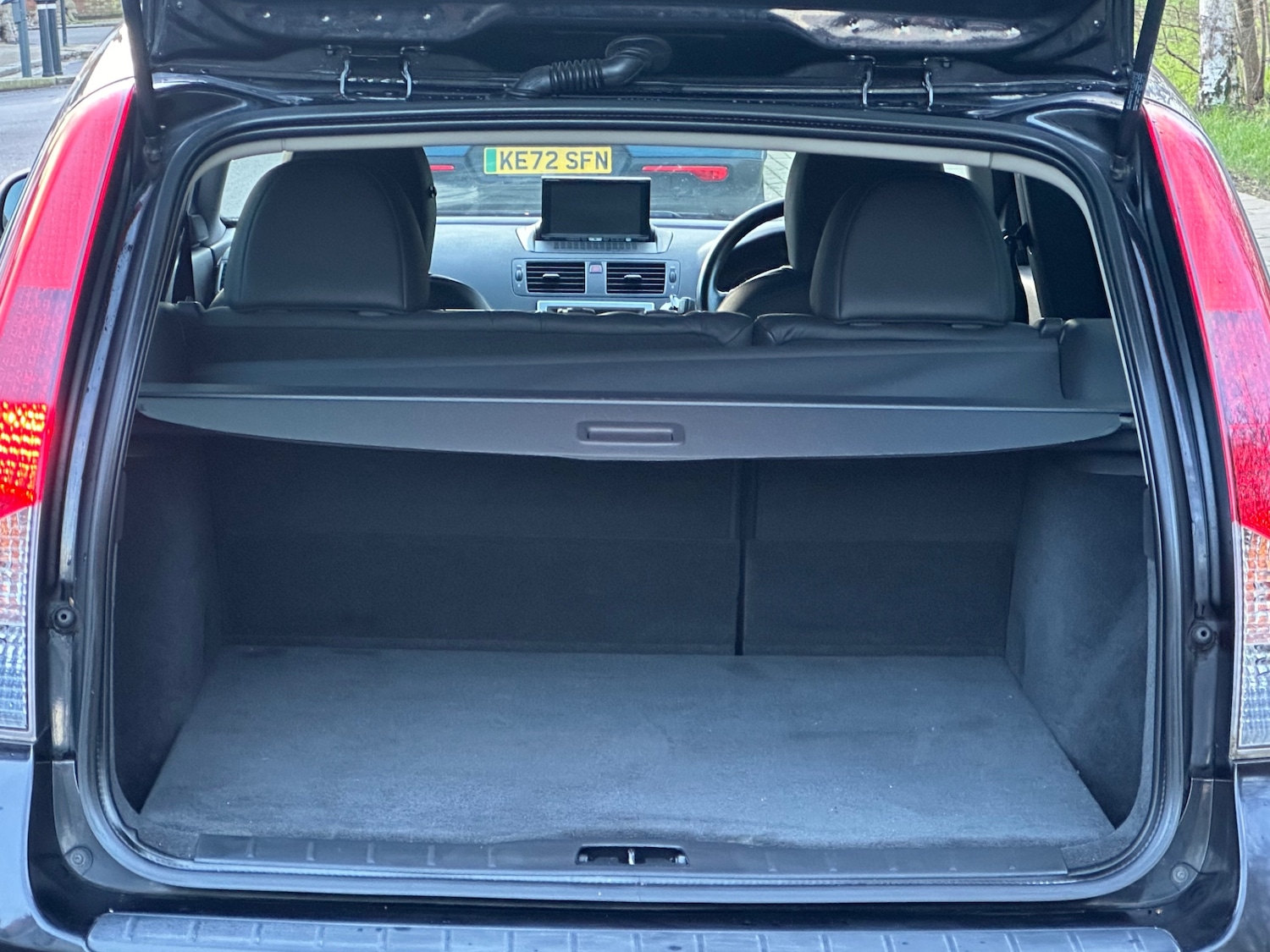 Used Volvo V50 2010 for sale - 77404704: Photo 5