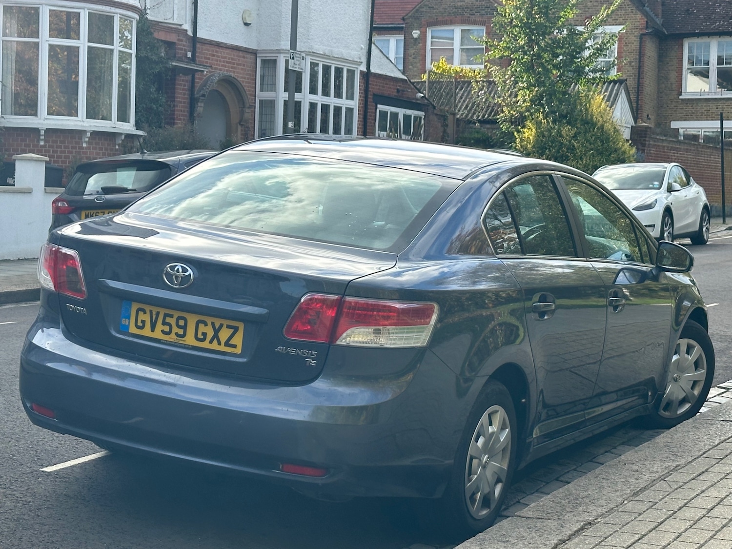 Used Toyota Avensis 2009 for sale - 77087626: Photo 2