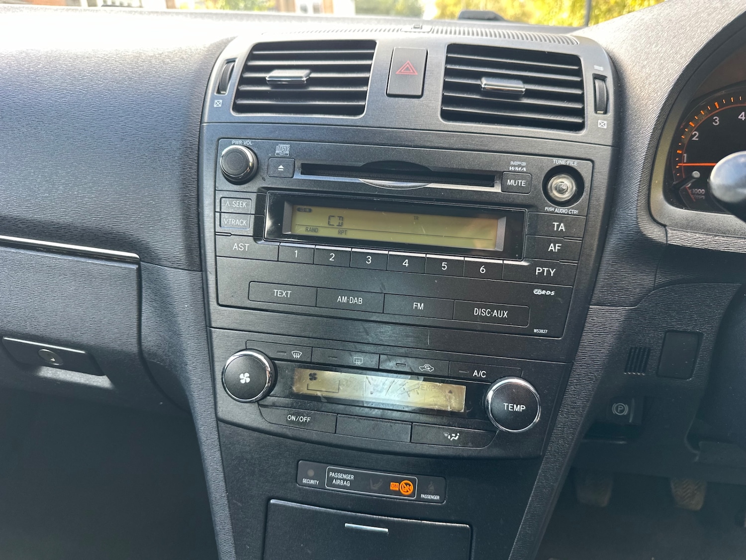 Used Toyota Avensis 2009 for sale - 77087626: Photo 31