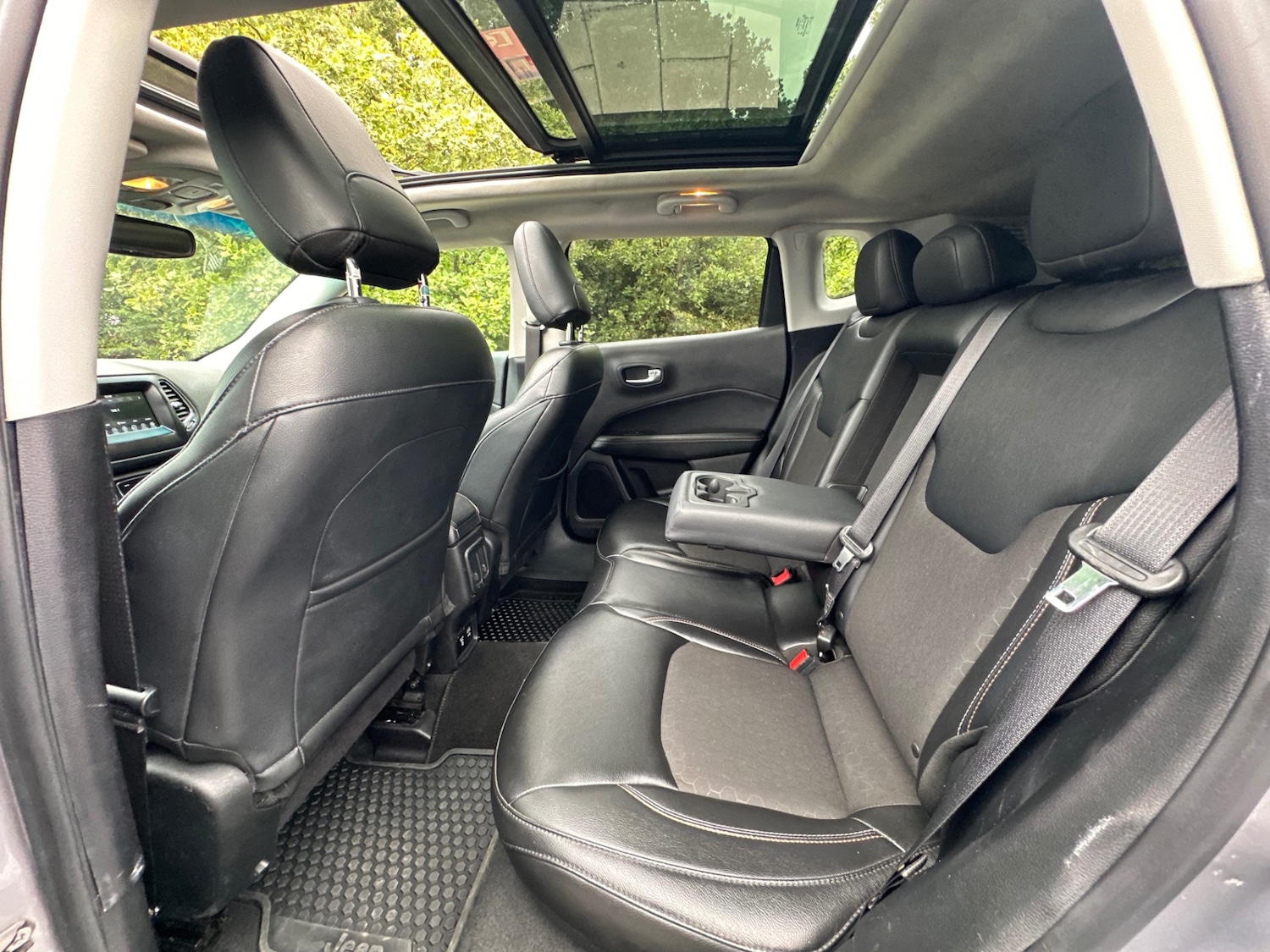 Used Jeep Compass 2017 for sale - 77087342: Photo 26