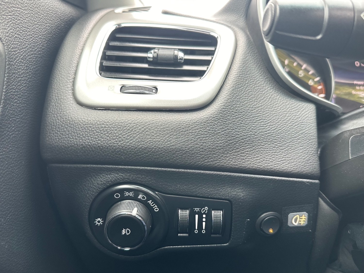 Used Jeep Compass 2017 for sale - 77087342: Photo 33