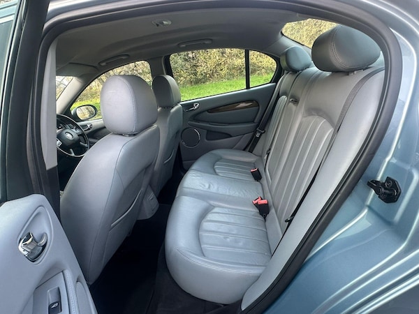 Used Jaguar X-Type 2004 for sale - 73545205: Photo 16