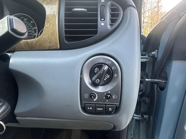 Used Jaguar X-Type 2004 for sale - 73545205: Photo 18