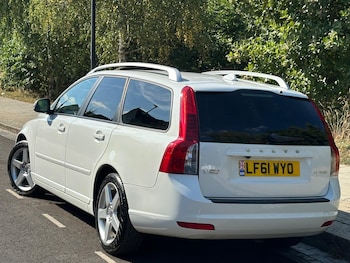 Used Volvo V50 2011 for sale - 75940806: Photo