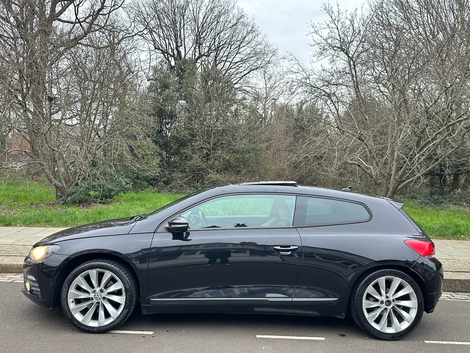 Used Volkswagen Scirocco 2008 for sale - 77404784: Photo 13