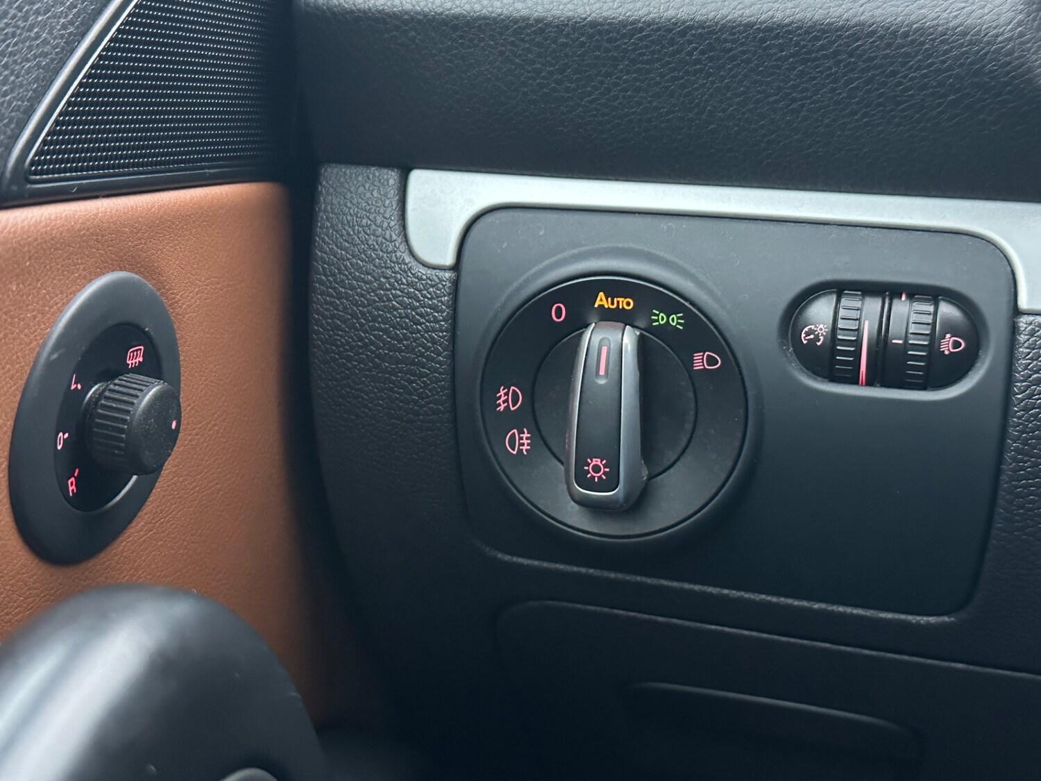 Used Volkswagen Scirocco 2008 for sale - 77404784: Photo 39