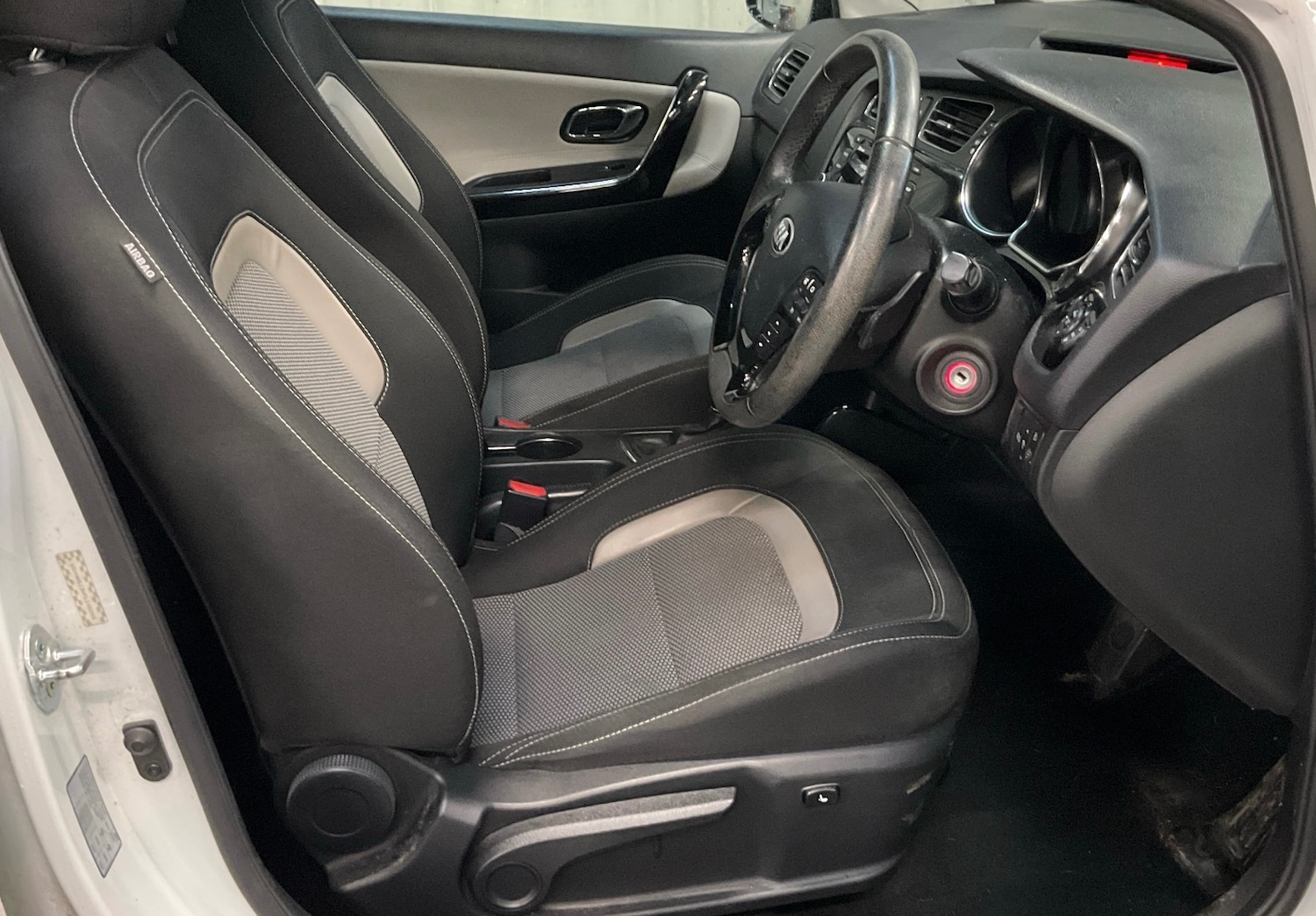 Used Kia Ceed 2014 for sale - 77292106: Photo 11