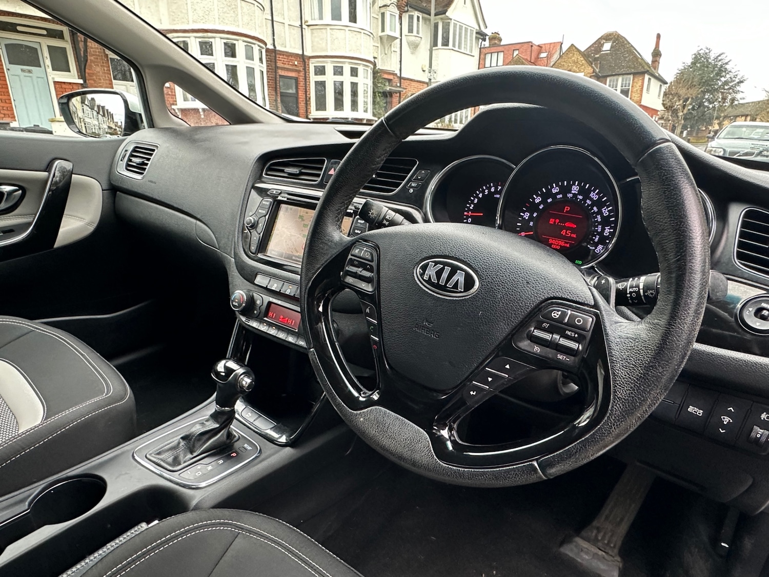 Used Kia Ceed 2014 for sale - 77292106: Photo 29