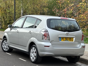 Used Toyota Corolla Verso 2006 for sale - 76499355: Photo
