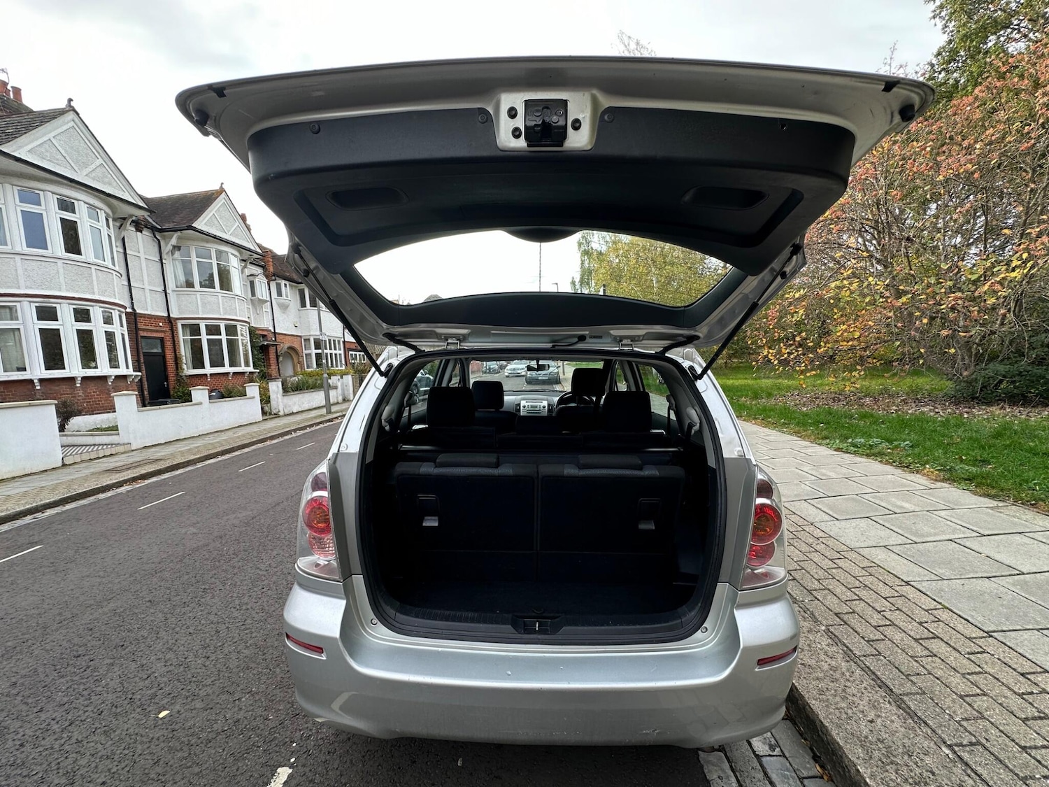 Used Toyota Corolla Verso 2006 for sale - 76499355: Photo 30