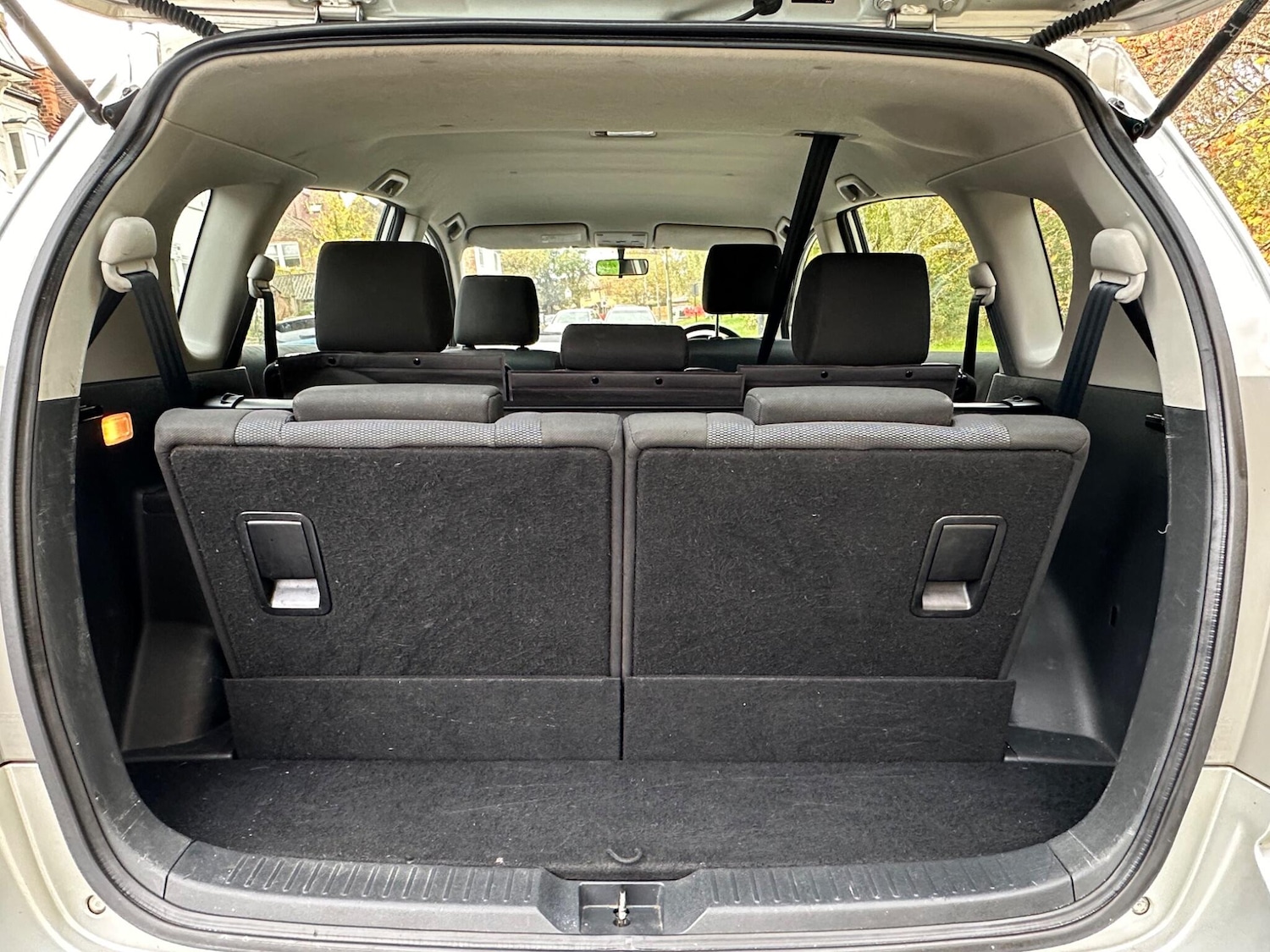 Used Toyota Corolla Verso 2006 for sale - 76499355: Photo 31