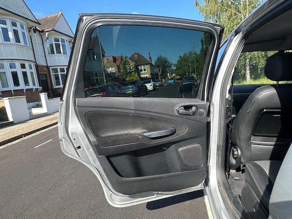 Used Ford S-Max 2008 for sale - 74643106: Photo 24
