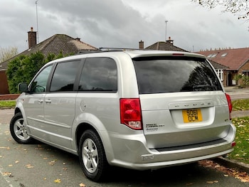 Used Chrysler Grand Voyager 2012 for sale - 79098345: Photo
