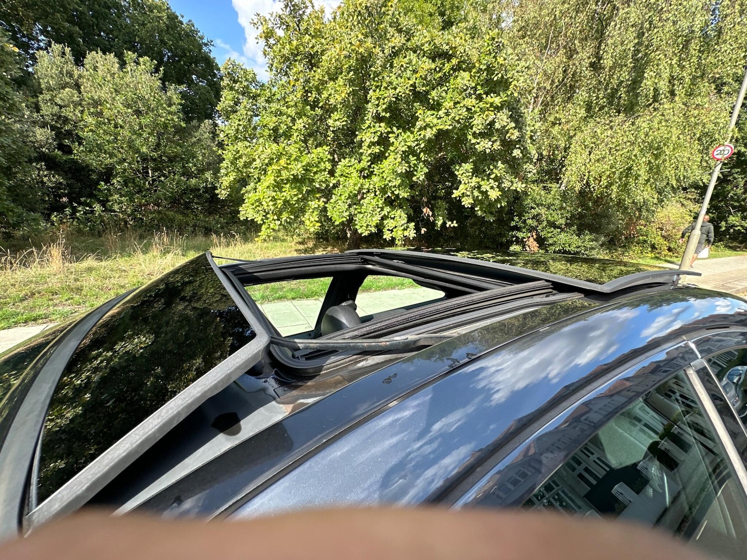 Vehicle 29