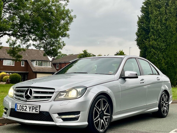 Used Mercedes-Benz C Class 2012 for sale - 75614383: Photo 18