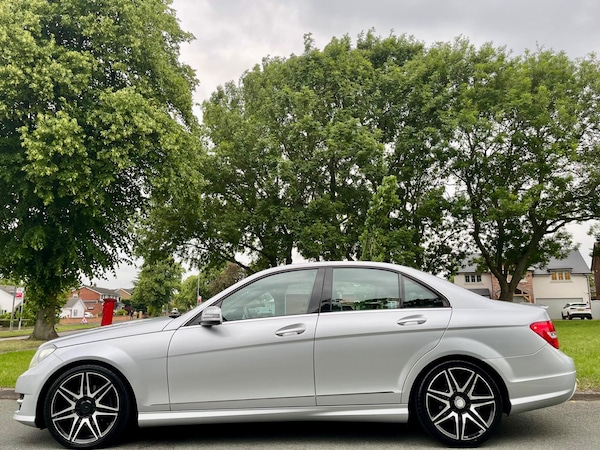 Used Mercedes-Benz C Class 2012 for sale - 75614383: Photo 19