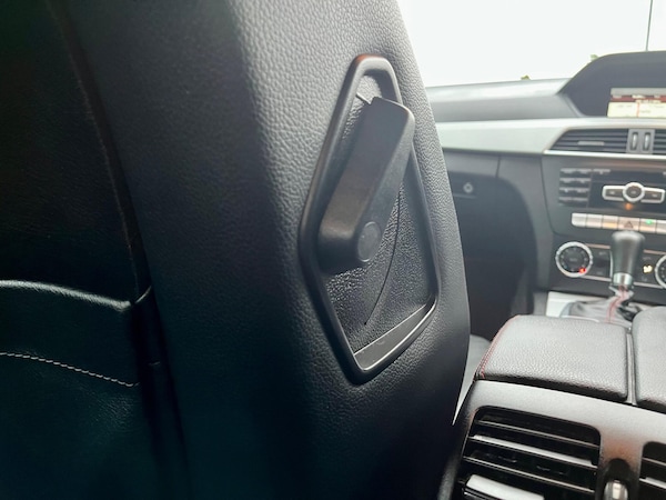 Used Mercedes-Benz C Class 2012 for sale - 75614383: Photo 36