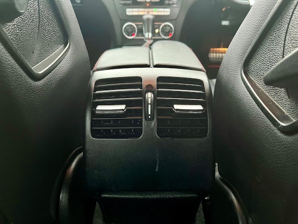 Used Mercedes-Benz C Class 2012 for sale - 75614383: Photo 37