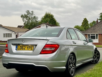 Used Mercedes-Benz C-Class 2012 for sale - 75614383: Photo