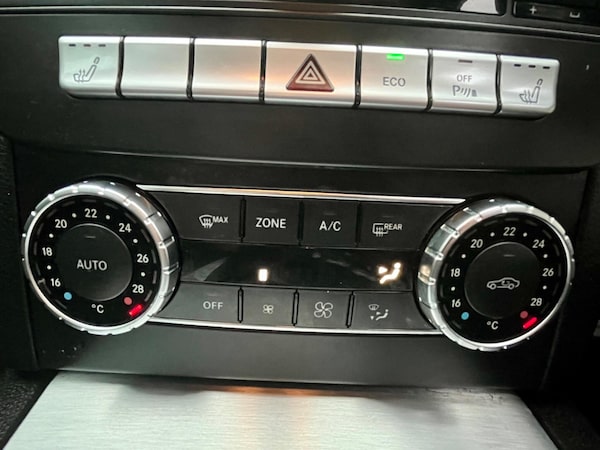 Used Mercedes-Benz C Class 2012 for sale - 75614383: Photo 49