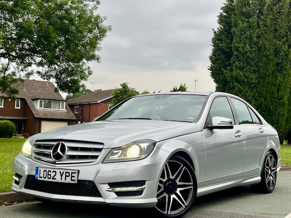 Used Mercedes-Benz C Class 2012 for sale - 75614383: Photo 4