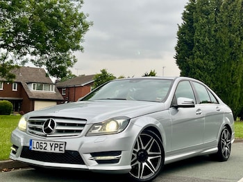 Used Mercedes-Benz C-Class 2012 for sale - 75614383: Photo
